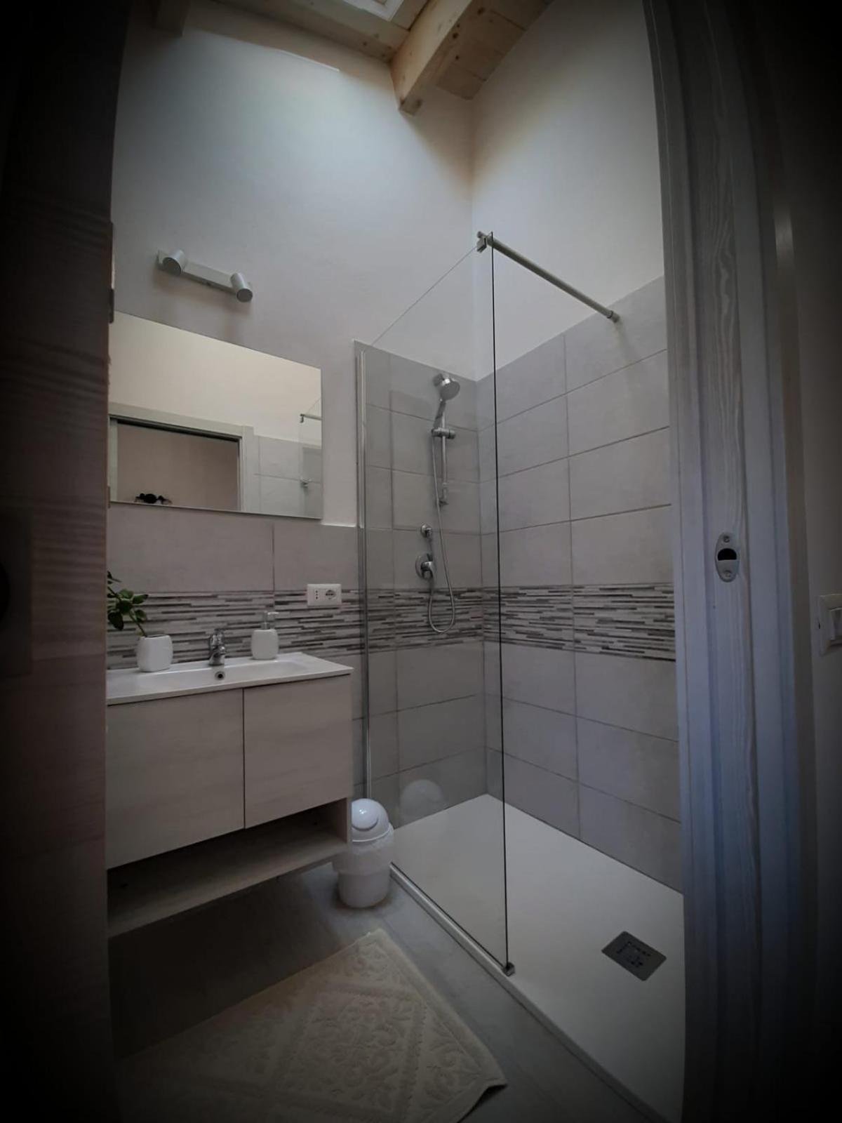 Nice Apt In A Street In Old Town ألغيرو المظهر الخارجي الصورة
