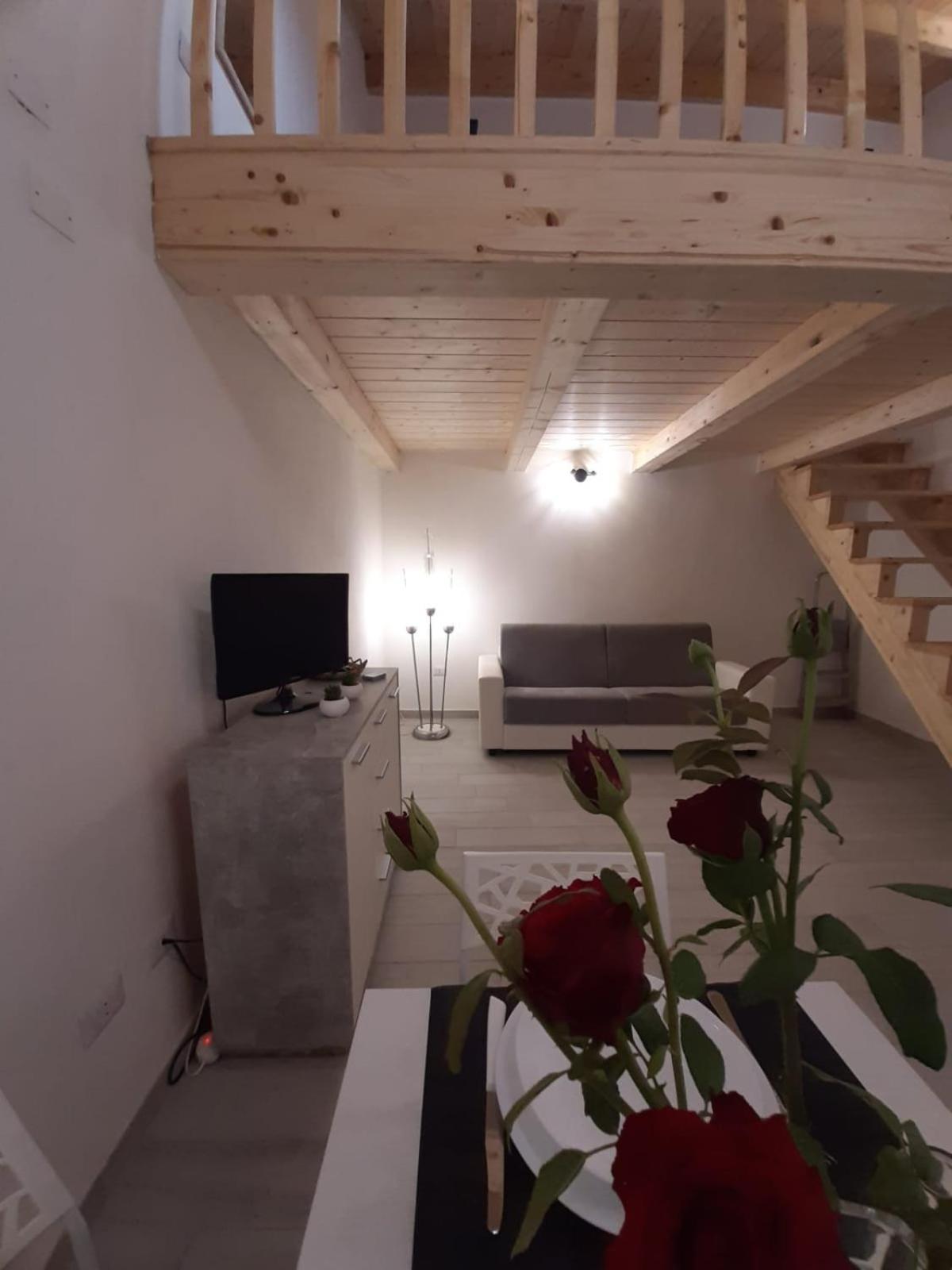 Nice Apt In A Street In Old Town ألغيرو المظهر الخارجي الصورة