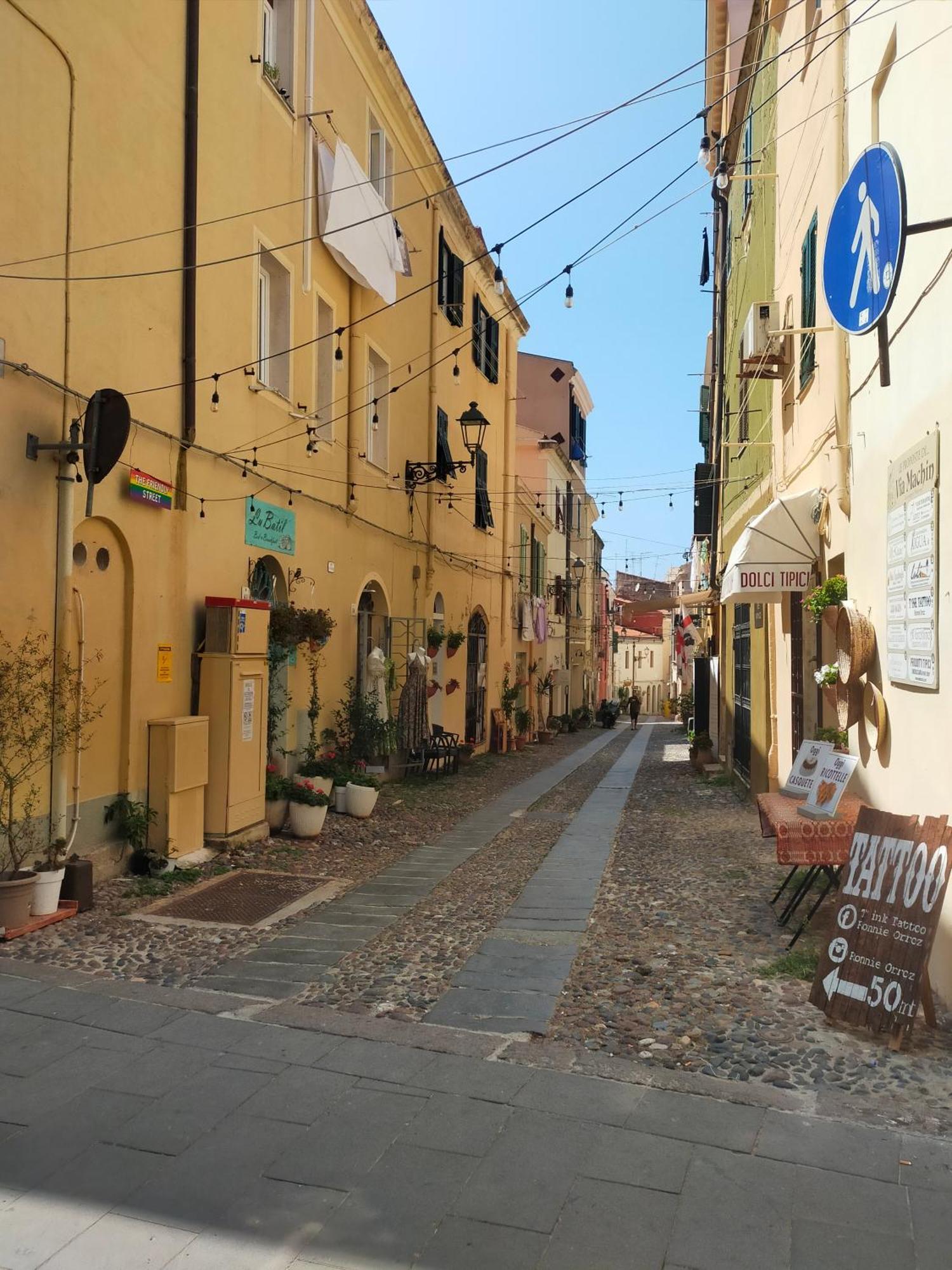 Nice Apt In A Street In Old Town ألغيرو المظهر الخارجي الصورة